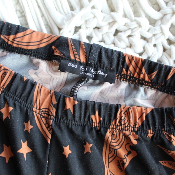 See You Monday Celestial Patterned Leggings - Picture 2 of 2